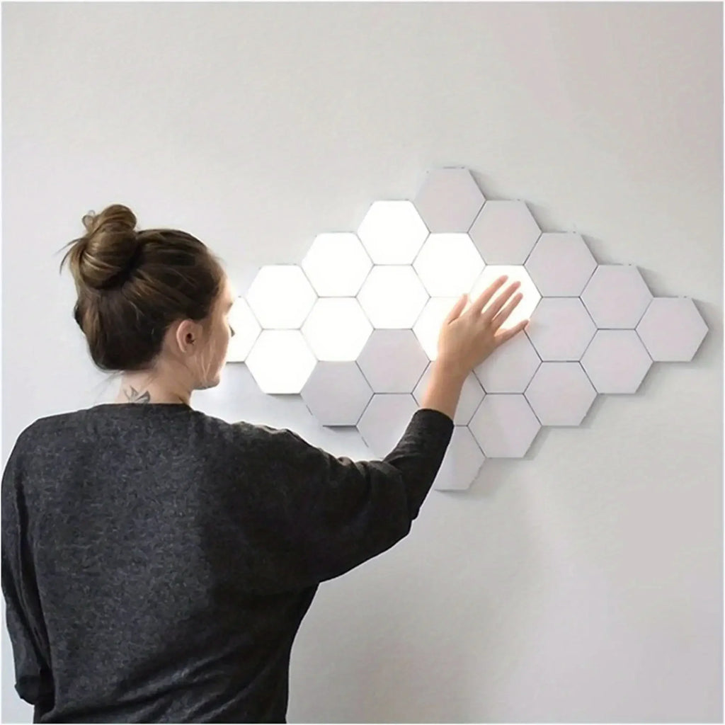 Hexagonal touch LED wall light, neutral white light, night light touch, convenient to use, energy-saving, 6-pack
